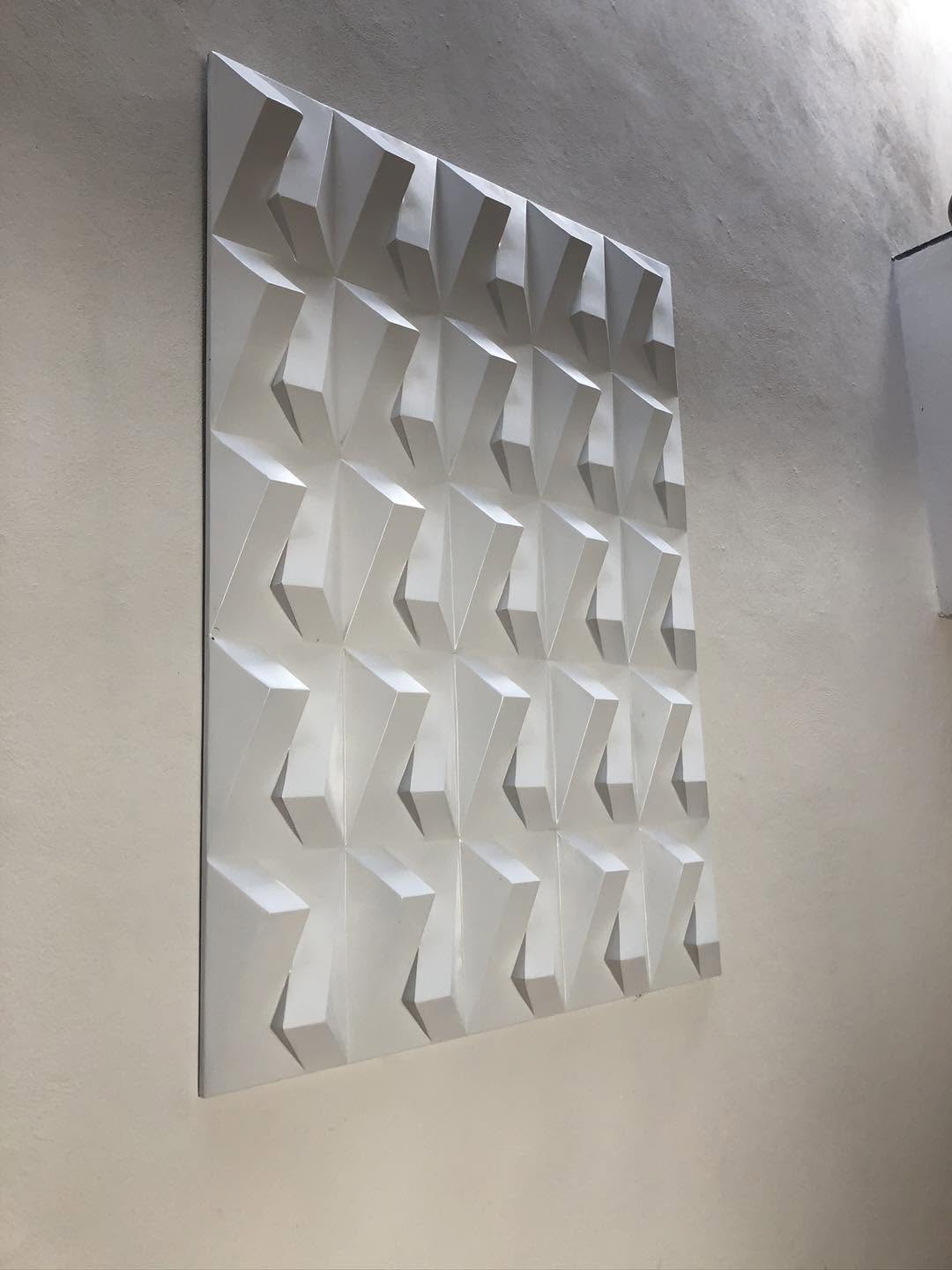 Relief sculpture