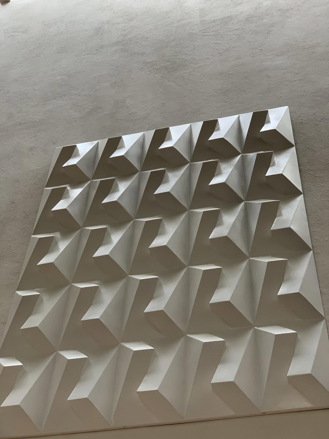 Relief sculpture